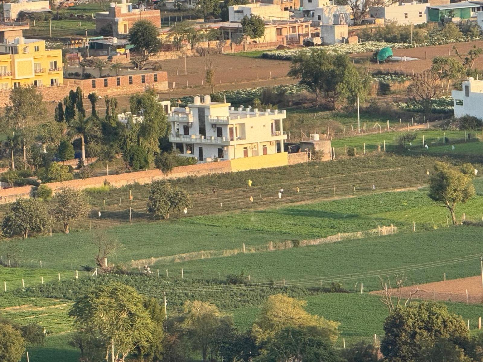 Hotel Divine Palace Pushkar Exterior photo
